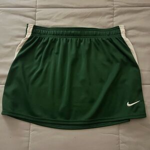Nike retro green skirt